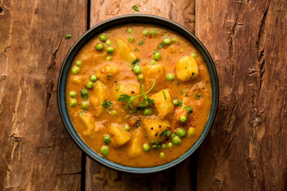 Aloo mutter curry