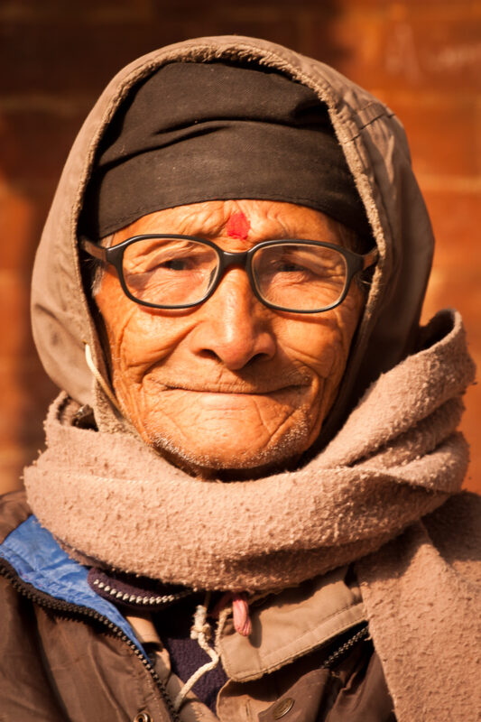 Vriendelijke Nepalese man