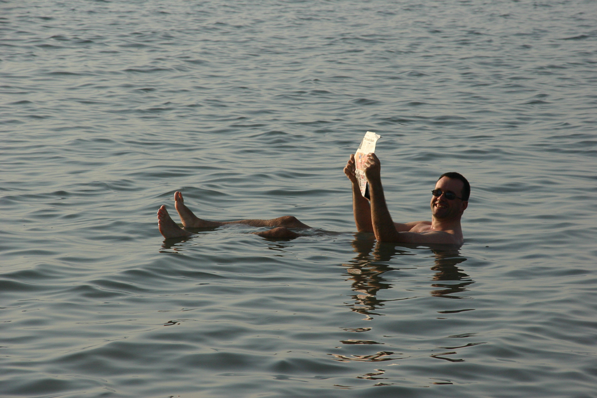 Jan dobbert in de Dode Zee