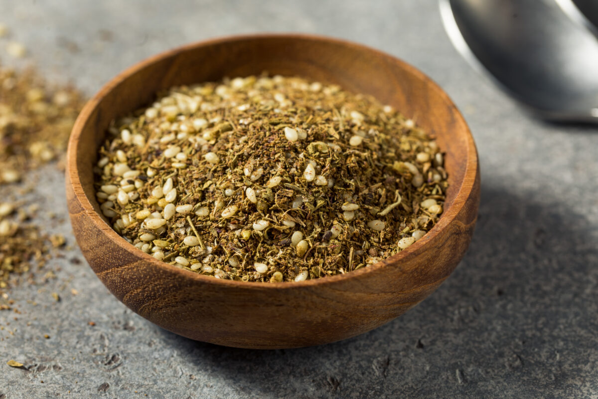 Za'atar kruiden is een van de geliefde kruidenmengsels