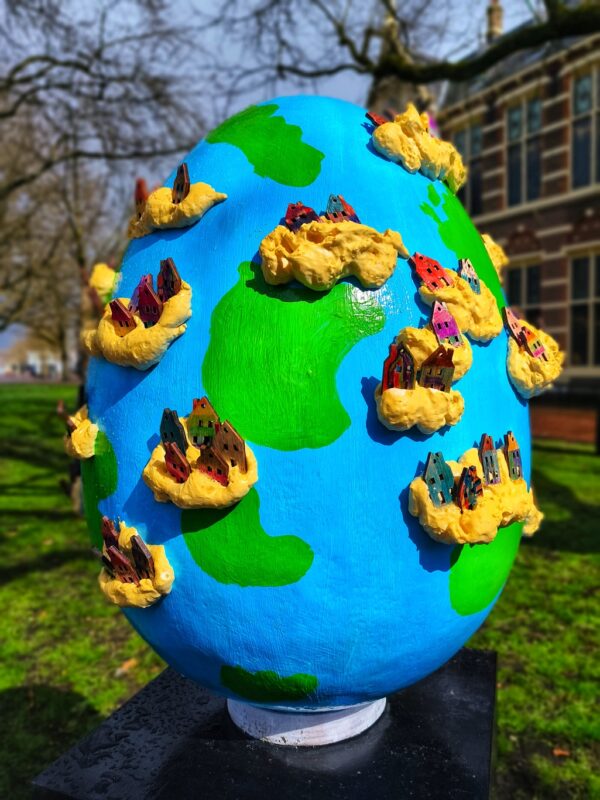 Reuze paaseieren paasexpositie Assen