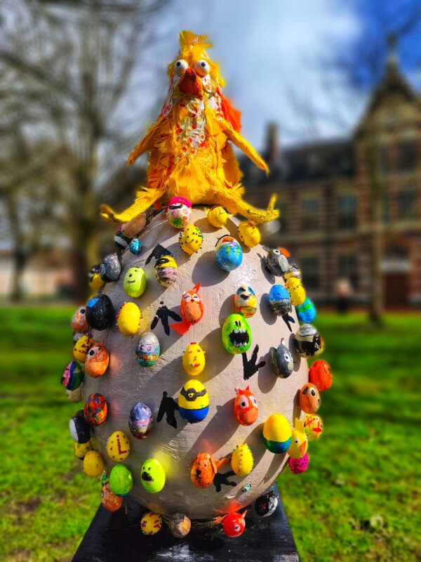 Reuze paaseieren paasexpositie Assen