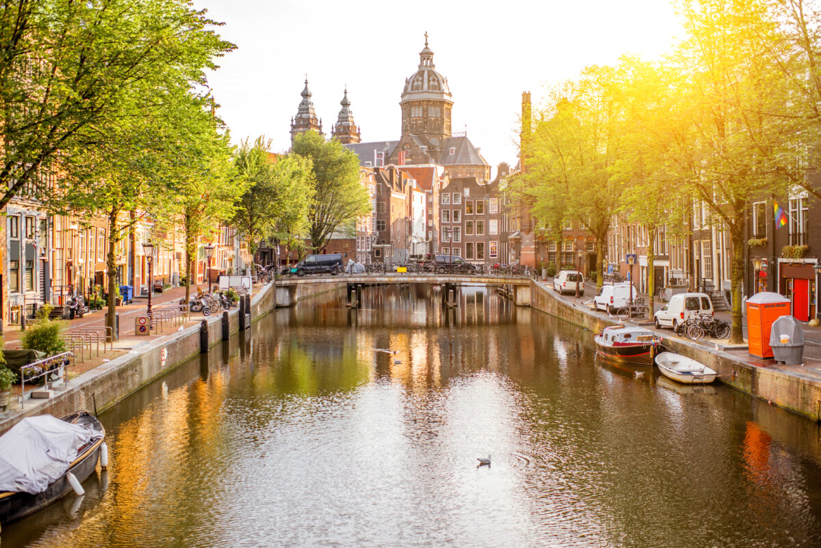 Amsterdam. Typisch Nederland tag